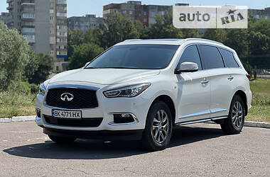 Внедорожник / Кроссовер Infiniti QX60 2016 в Ровно