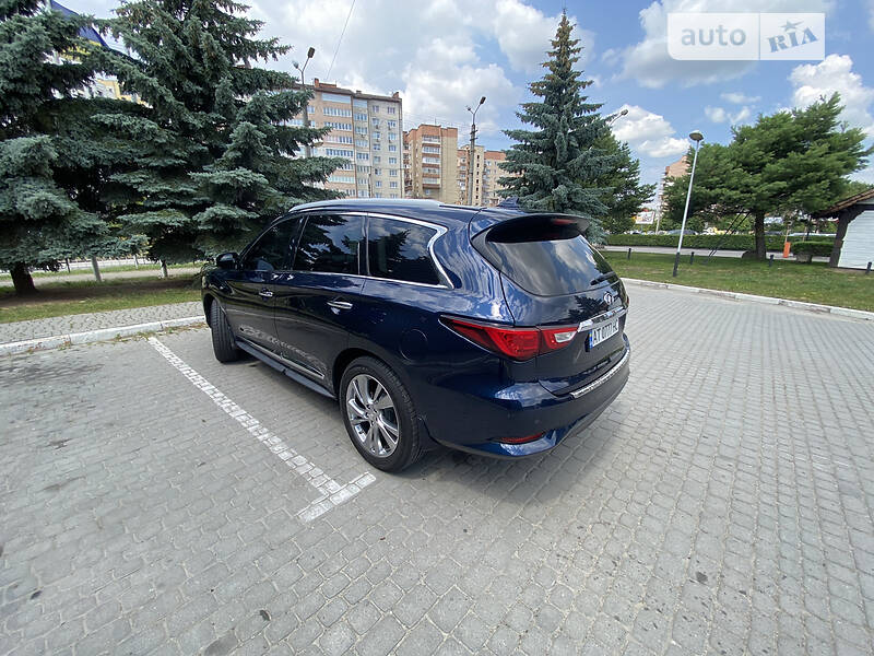 Внедорожник / Кроссовер Infiniti QX60 2017 в Ивано-Франковске