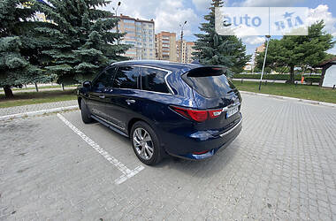 Позашляховик / Кросовер Infiniti QX60 2017 в Івано-Франківську