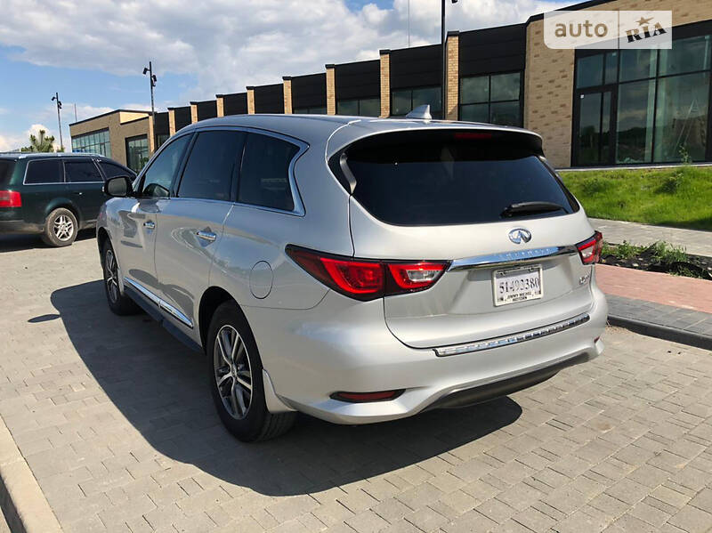 Внедорожник / Кроссовер Infiniti QX60 2017 в Мостиске фото 9 Внедорожник / Кроссовер Infiniti QX60 2017 в Мостиске