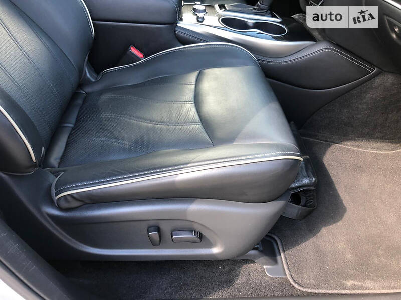 Внедорожник / Кроссовер Infiniti QX60 2017 в Мостиске фото 20 Внедорожник / Кроссовер Infiniti QX60 2017 в Мостиске