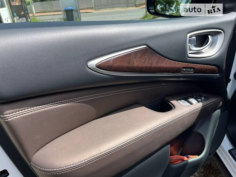 Внедорожник / Кроссовер Infiniti QX60 2019 в Черновцах