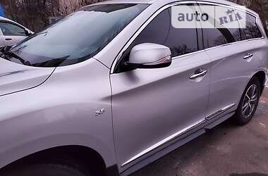 Внедорожник / Кроссовер Infiniti QX60 2018 в 