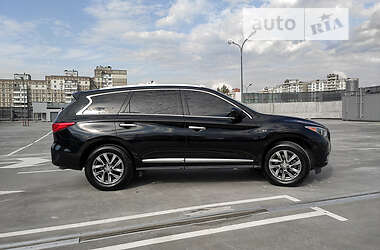 Внедорожник / Кроссовер Infiniti QX60 2015 в 