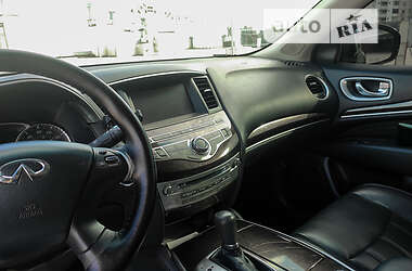 Внедорожник / Кроссовер Infiniti QX60 2015 в 