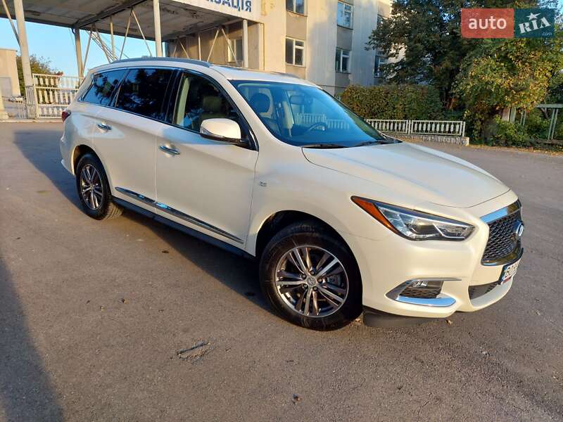 Внедорожник / Кроссовер Infiniti QX60 2016 в Тернополе
