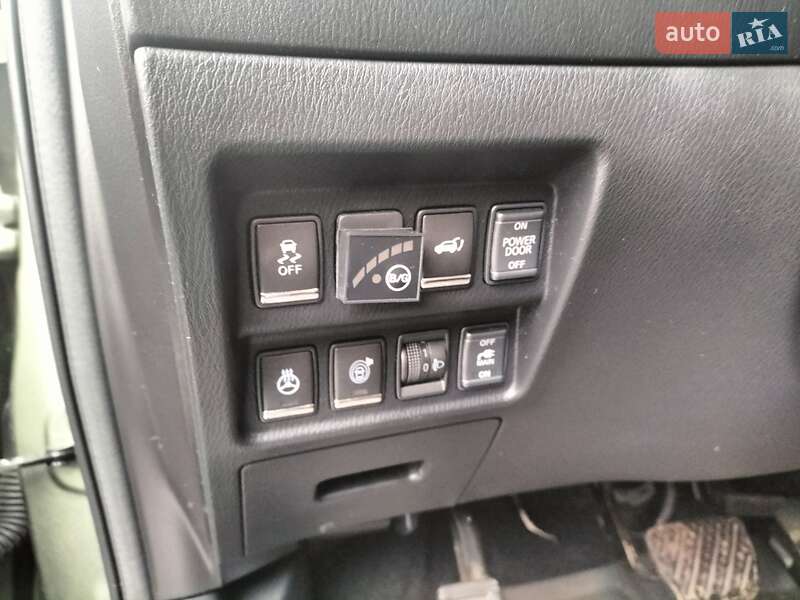 Внедорожник / Кроссовер Infiniti QX60 2016 в Кременчуге