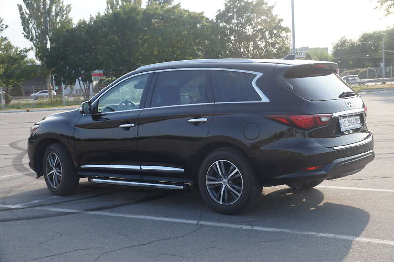 Внедорожник / Кроссовер Infiniti QX60 2018 в Днепре