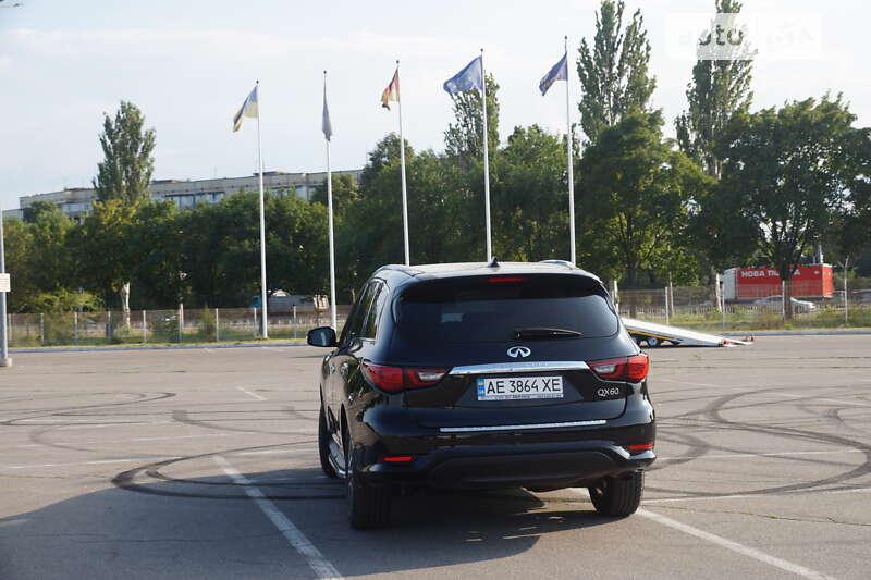 Внедорожник / Кроссовер Infiniti QX60 2018 в Днепре