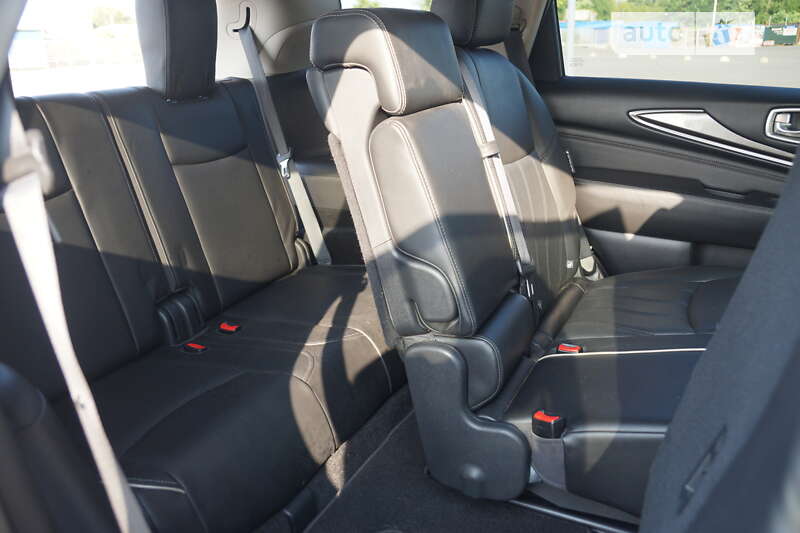 Внедорожник / Кроссовер Infiniti QX60 2018 в Днепре