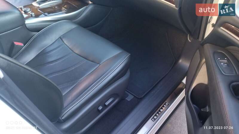 Внедорожник / Кроссовер Infiniti QX60 2015 в Броварах