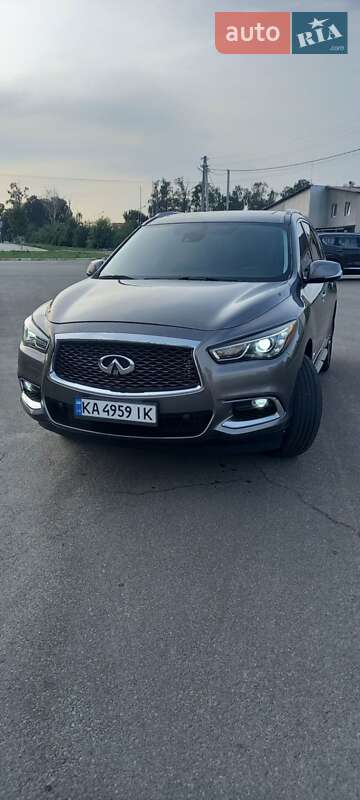 Внедорожник / Кроссовер Infiniti QX60 2017 в Ирпене