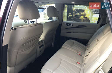 Внедорожник / Кроссовер Infiniti QX60 2015 в 