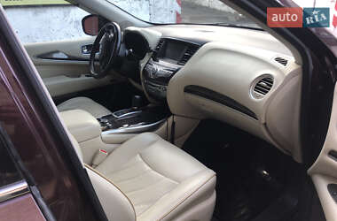 Внедорожник / Кроссовер Infiniti QX60 2015 в 