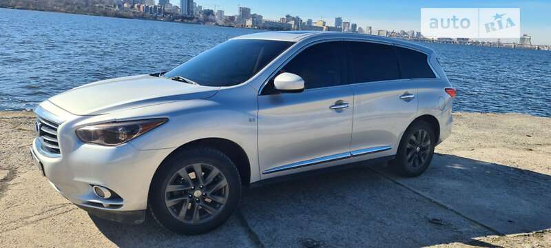 Внедорожник / Кроссовер Infiniti QX60 2015 в Днепре