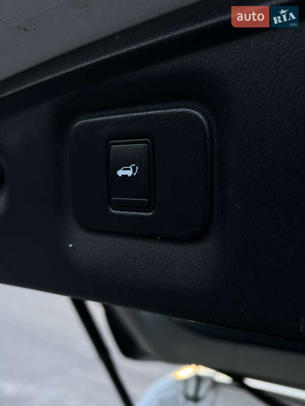 Позашляховик / Кросовер Infiniti QX60 2014 в Полтаві