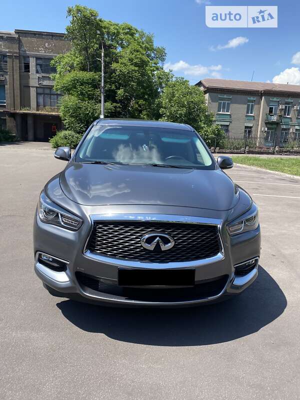 Внедорожник / Кроссовер Infiniti QX60 2016 в Хмельницком