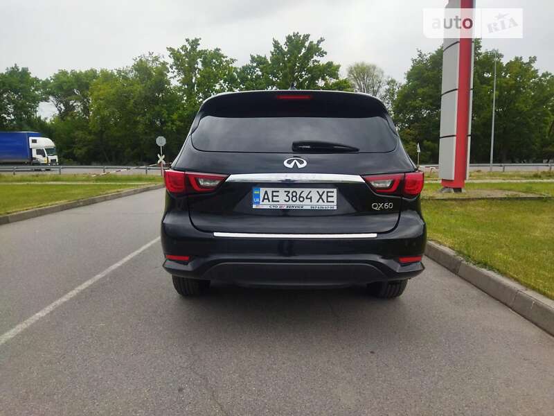 Внедорожник / Кроссовер Infiniti QX60 2018 в Днепре