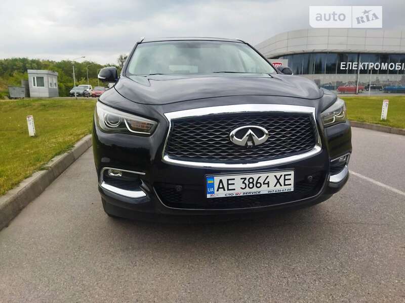 Внедорожник / Кроссовер Infiniti QX60 2018 в Днепре