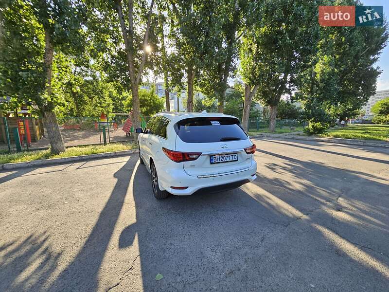 Внедорожник / Кроссовер Infiniti QX60 2018 в Одессе
