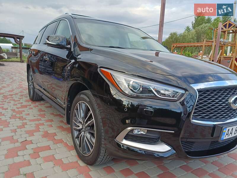 Позашляховик / Кросовер Infiniti QX60 2016 в Києві