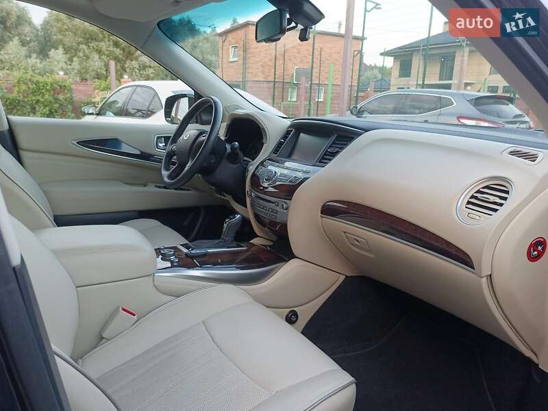 Позашляховик / Кросовер Infiniti QX60 2016 в Києві