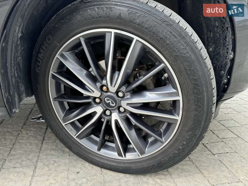 Внедорожник / Кроссовер Infiniti QX60 2016 в Тернополе