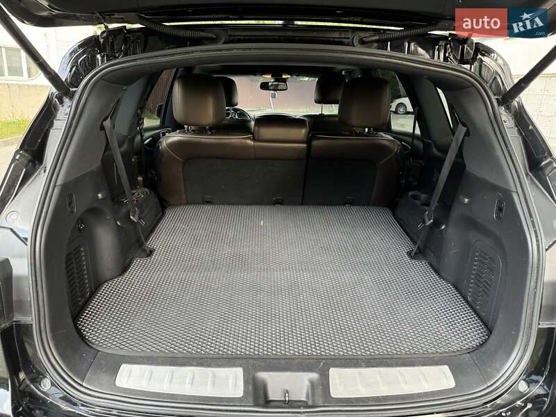 Внедорожник / Кроссовер Infiniti QX60 2016 в Тернополе