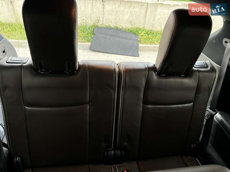 Внедорожник / Кроссовер Infiniti QX60 2016 в Тернополе