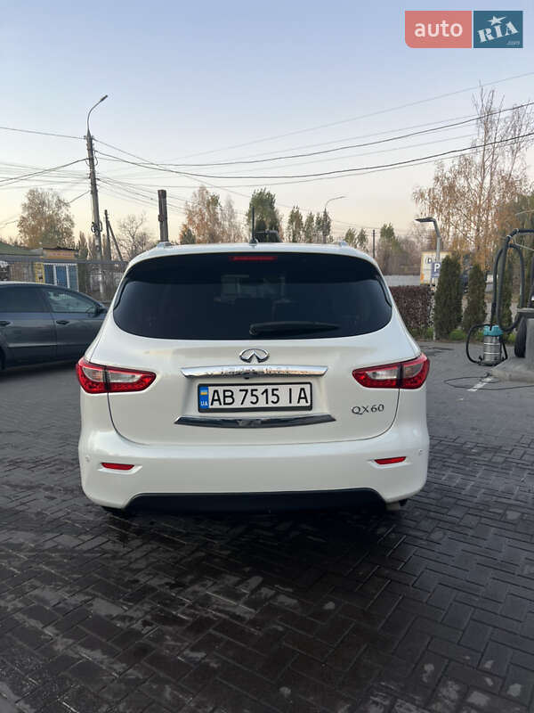 Позашляховик / Кросовер Infiniti QX60 2015 в Вінниці