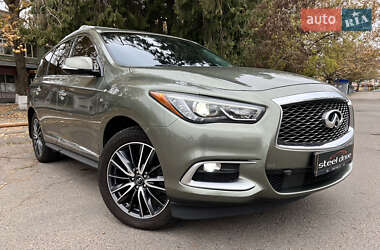 Позашляховик / Кросовер Infiniti QX60 2016 в Миколаєві