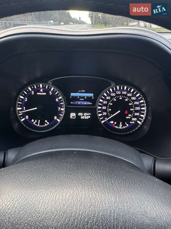 Позашляховик / Кросовер Infiniti QX60 2016 в Києві