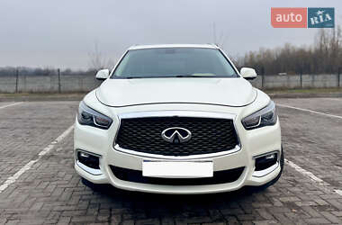 Внедорожник / Кроссовер Infiniti QX60 2016 в Черкассах