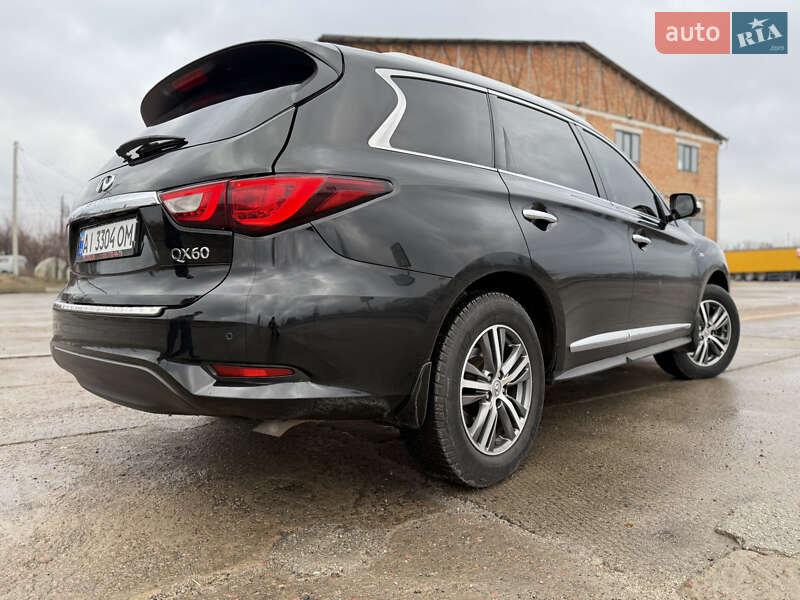 Позашляховик / Кросовер Infiniti QX60 2016 в Переяславі