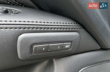Внедорожник / Кроссовер Infiniti QX60 2013 в 