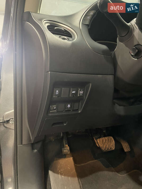 Внедорожник / Кроссовер Infiniti QX60 2014 в Львове