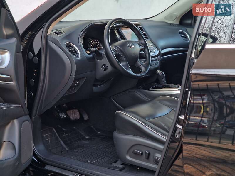 Внедорожник / Кроссовер Infiniti QX60 2018 в Одессе