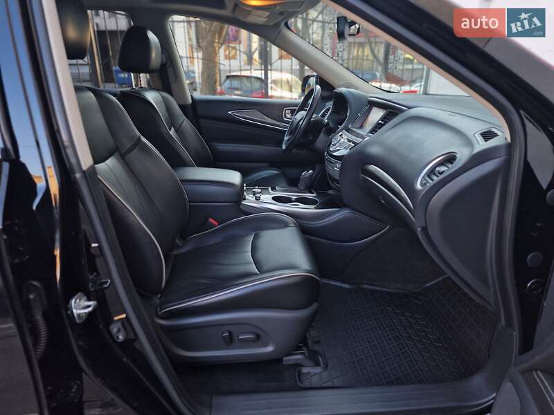 Внедорожник / Кроссовер Infiniti QX60 2018 в Одессе