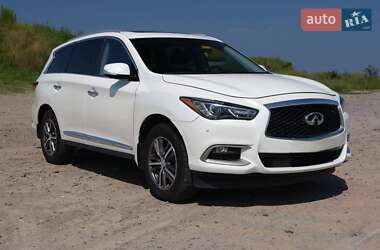 Позашляховик / Кросовер Infiniti QX60 2016 в 