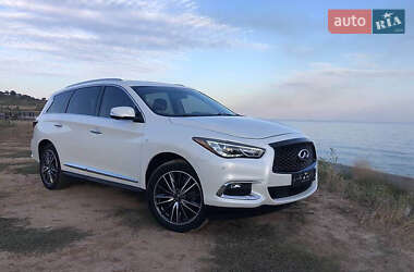 Позашляховик / Кросовер Infiniti QX60 2017 в Києві