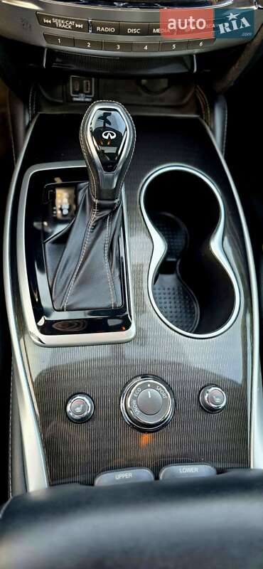 Внедорожник / Кроссовер Infiniti QX60 2019 в Калуше