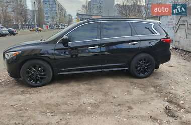 Внедорожник / Кроссовер Infiniti QX60 2015 в 
