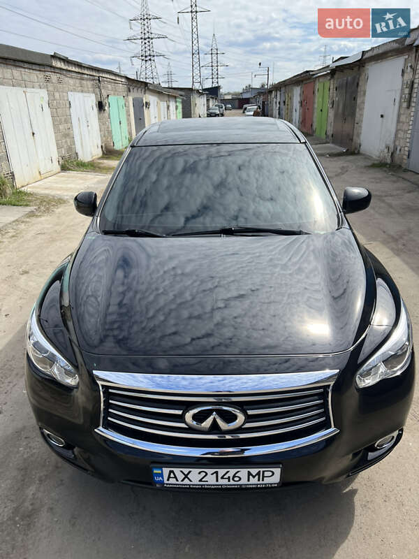 Позашляховик / Кросовер Infiniti QX60 2015 в Харкові