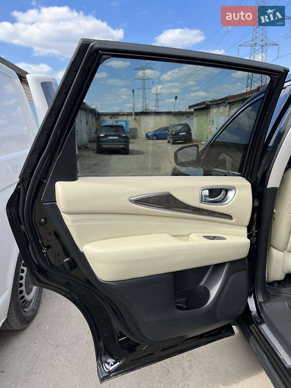 Позашляховик / Кросовер Infiniti QX60 2015 в Харкові