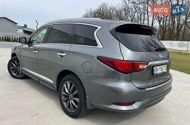 Внедорожник / Кроссовер Infiniti QX60 2017 в 
