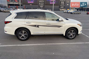 Внедорожник / Кроссовер Infiniti QX60 2016 в 