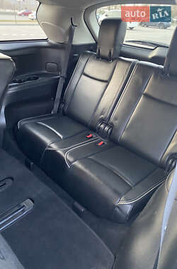 Внедорожник / Кроссовер Infiniti QX60 2016 в 