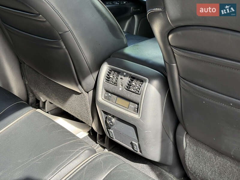 Позашляховик / Кросовер Infiniti QX60 2014 в Львові