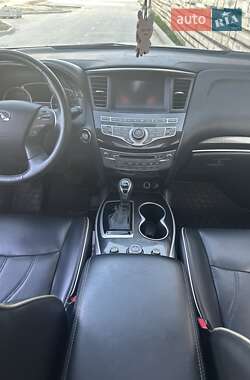 Внедорожник / Кроссовер Infiniti QX60 2017 в 