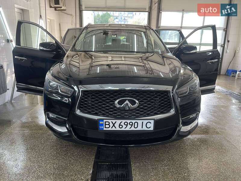 Внедорожник / Кроссовер Infiniti QX60 2018 в Одессе